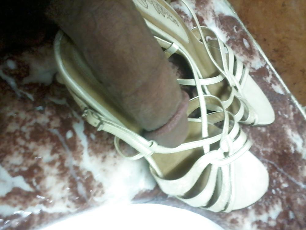 9P Arabic aunty friends sexy sandals cum