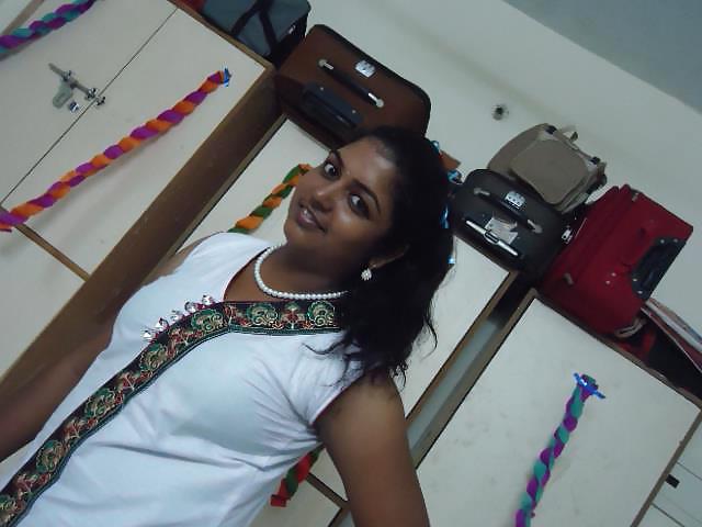 25P Tamil sexy girls