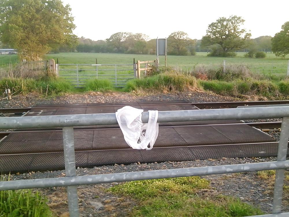 7P Knickers off in the car