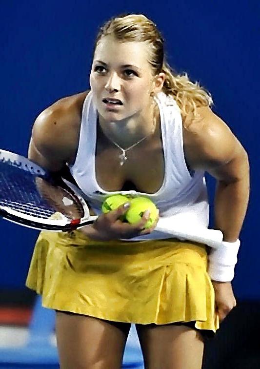 25P Athletic And Camel Toe Erotica 10 By twistedworlds