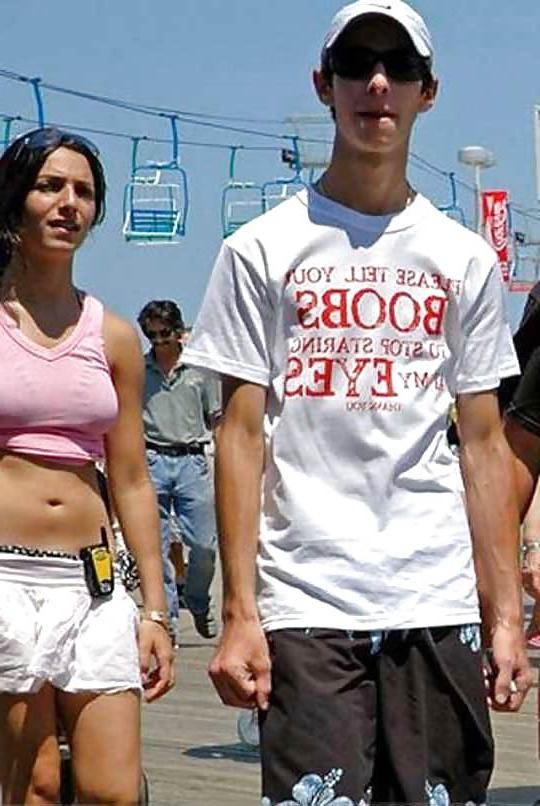 25P From the Moshe files: Boob Humour 2