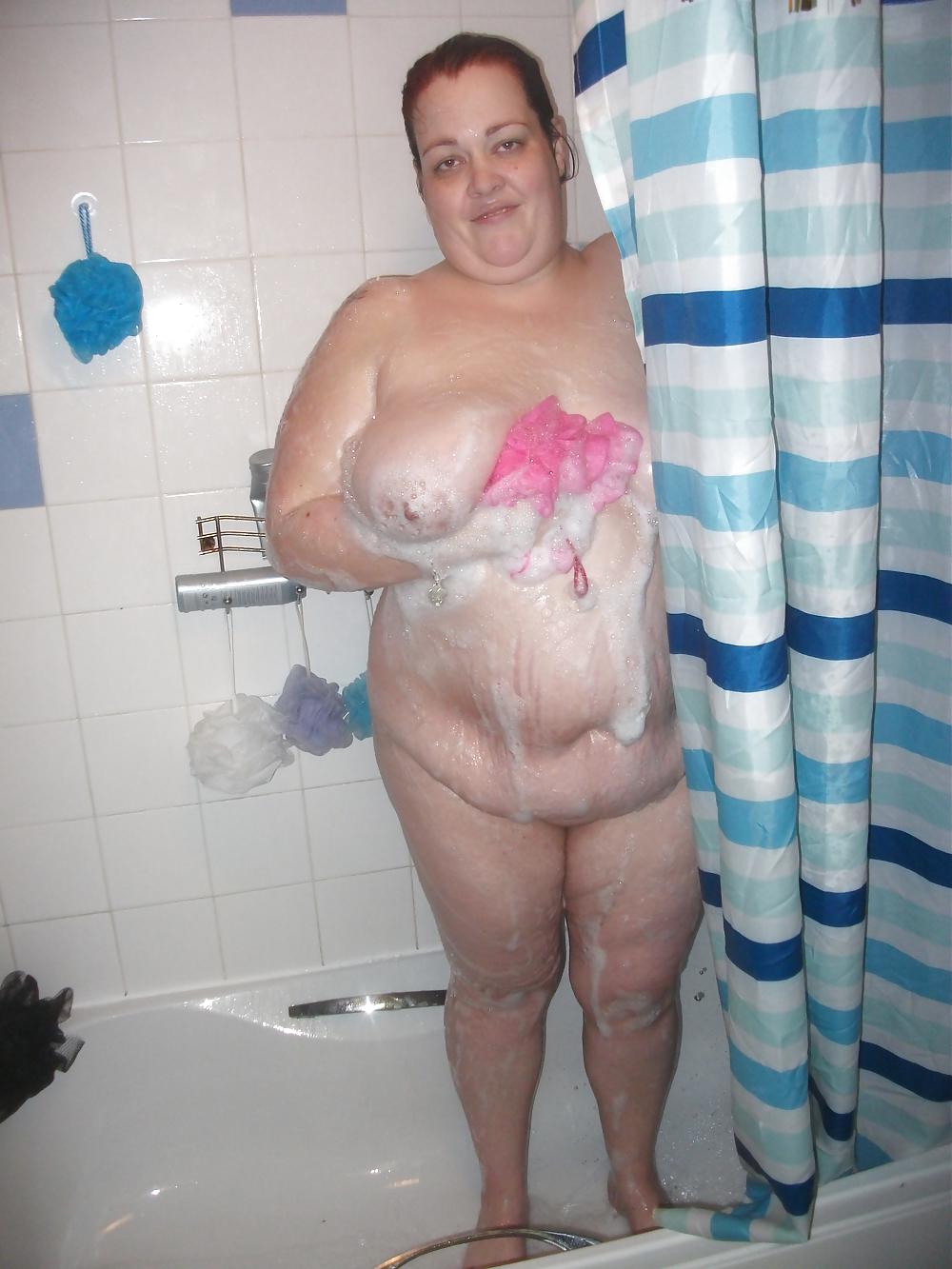 16P Saucy shower