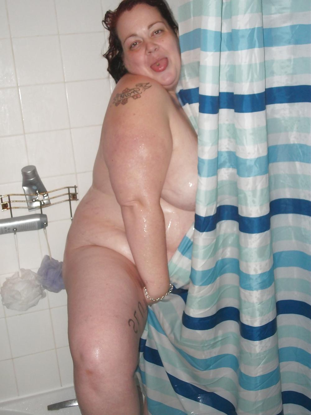 16P Saucy shower