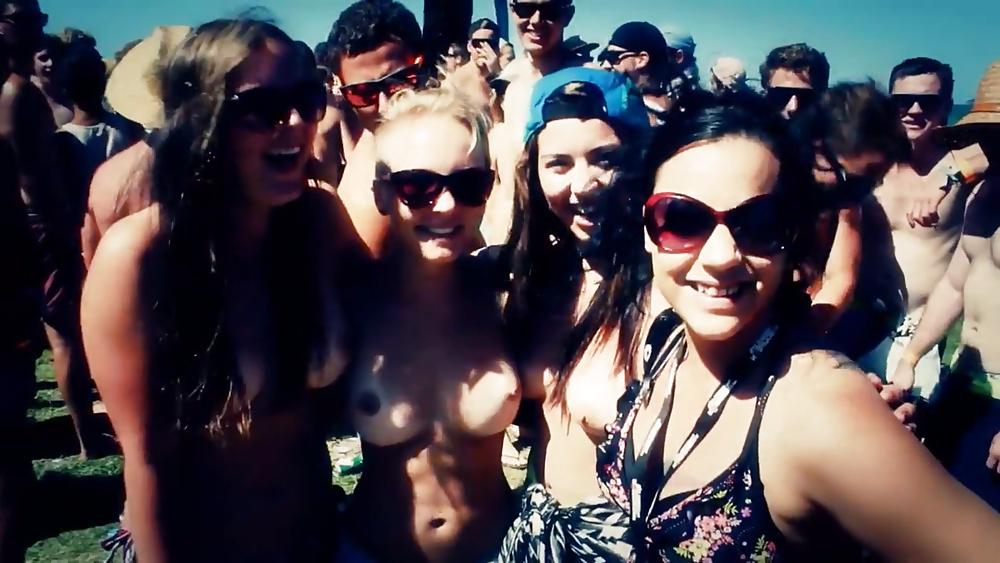 25P New Zealand skinny dip world record