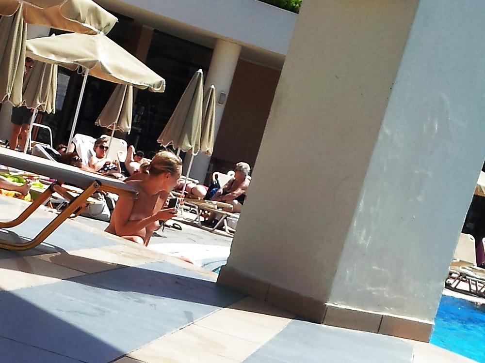 14P Girl with nice tits in Croatia