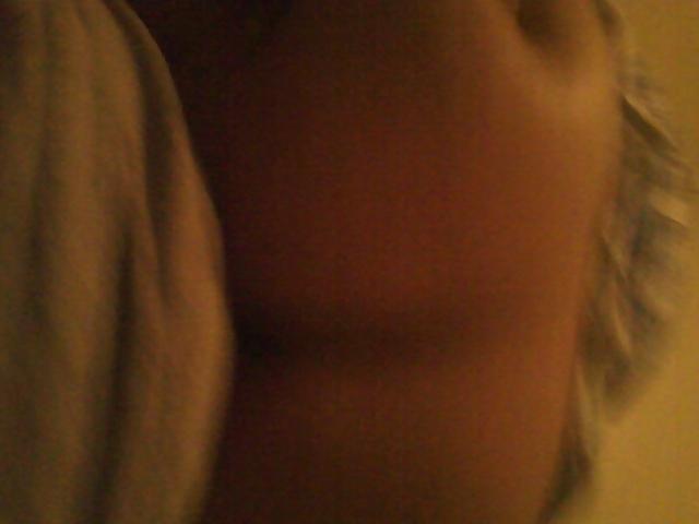 25P Wife bend over horny 