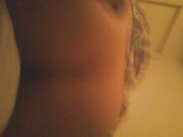 25P Wife bend over horny 