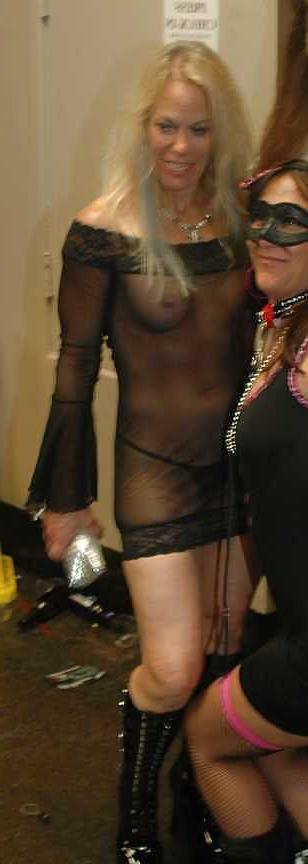 25P Hot ladies in black or red 06