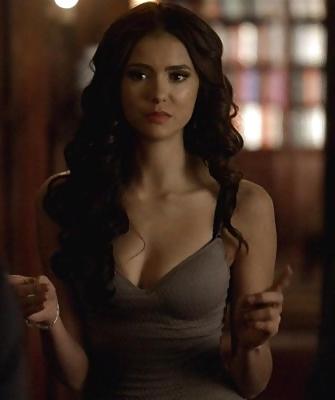 25P Nina Dobrev - perfect wanking material