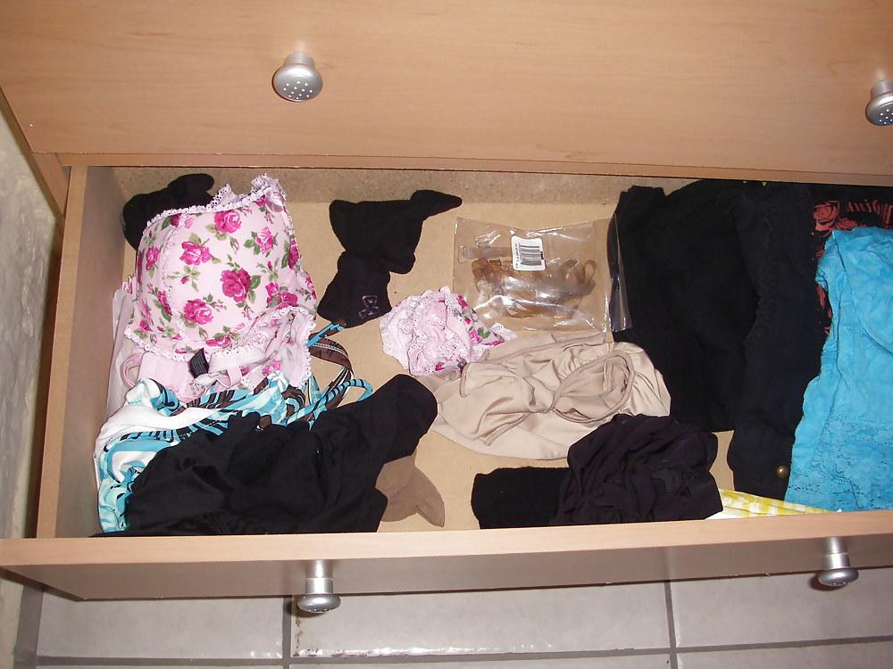 9P Neighbors Panty Drawer