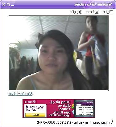 15P Em Tu Lam Di Show Hang Lay Card