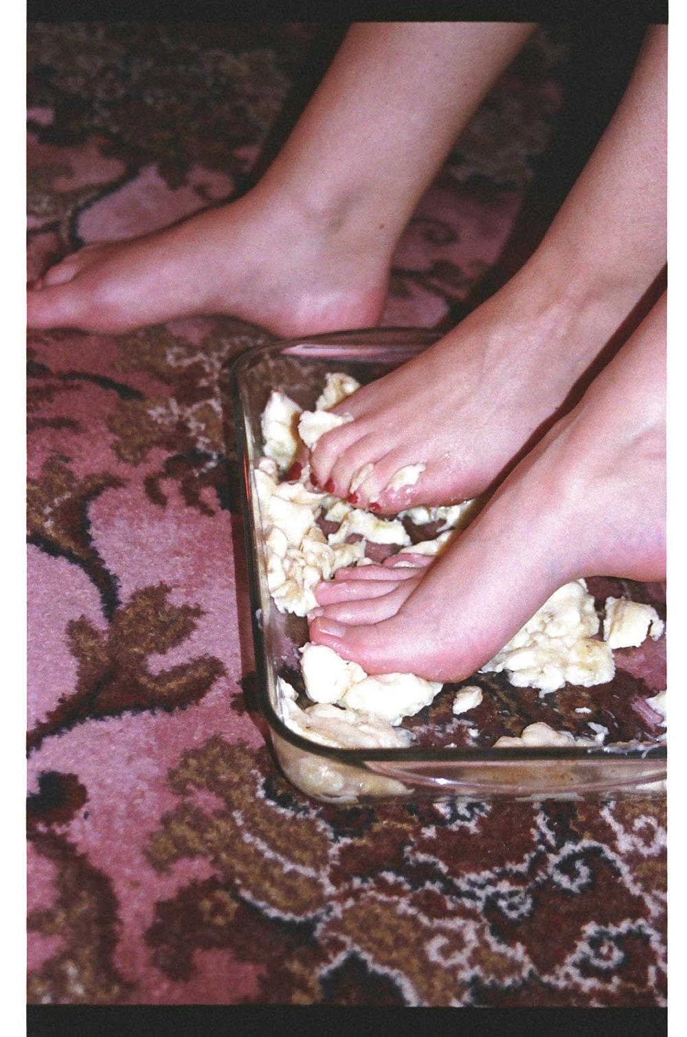 8P My wife with couple fetish him slave eat from feet