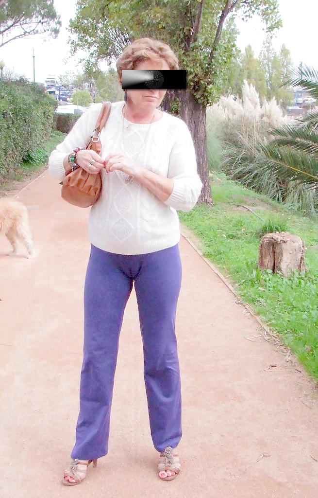 9P Camel toes