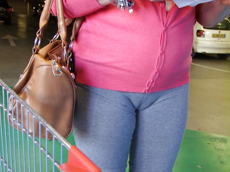 9P Camel toes