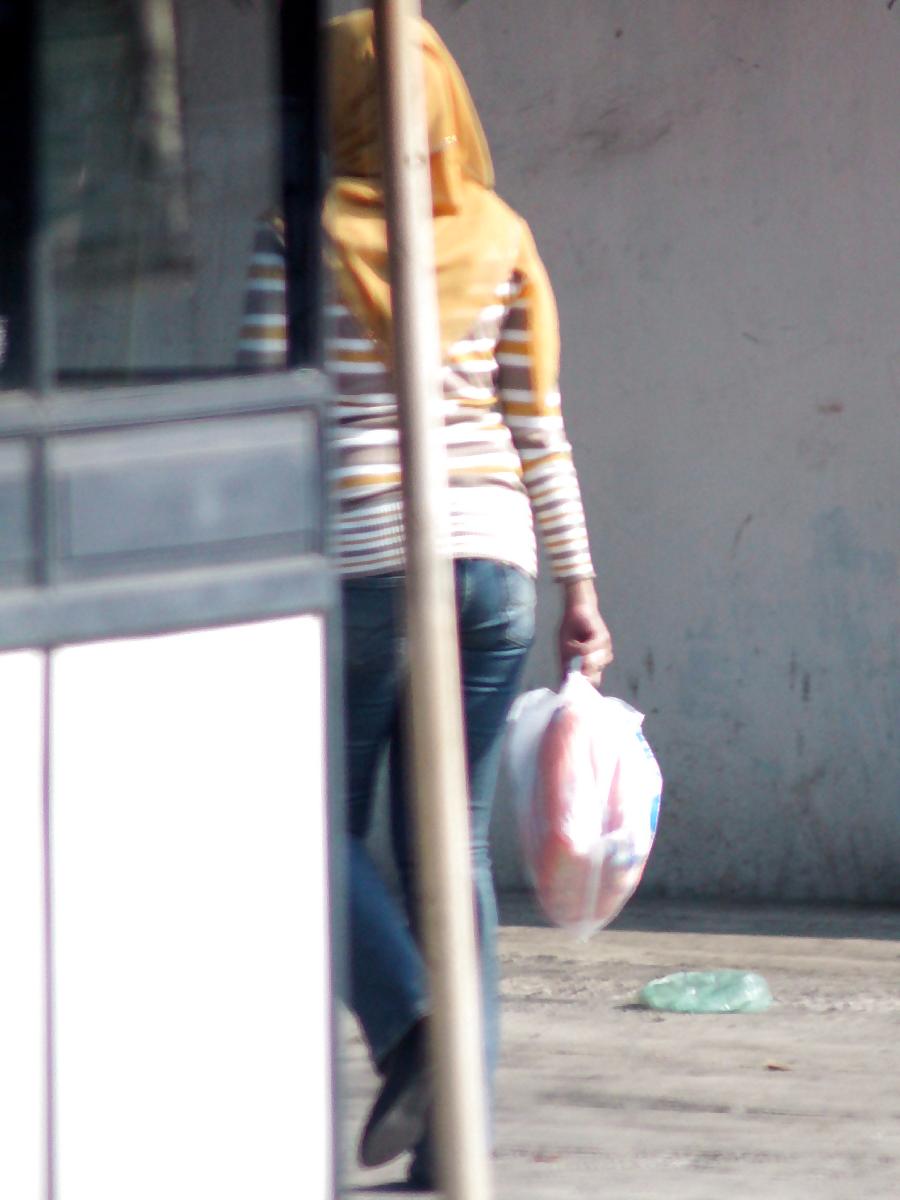 8P Sexy Girl in Hijab & Tight Jeans
