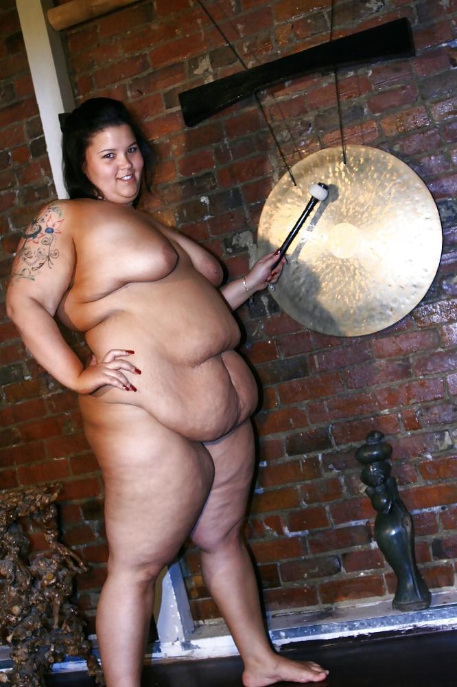 24P CUTE FAT GIRL WITH BIG BELLY 3