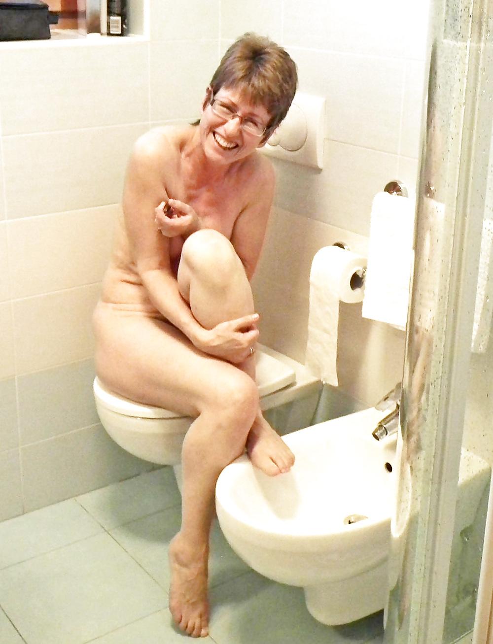 25P Update of Very Shy but Exposed Wife Sandra