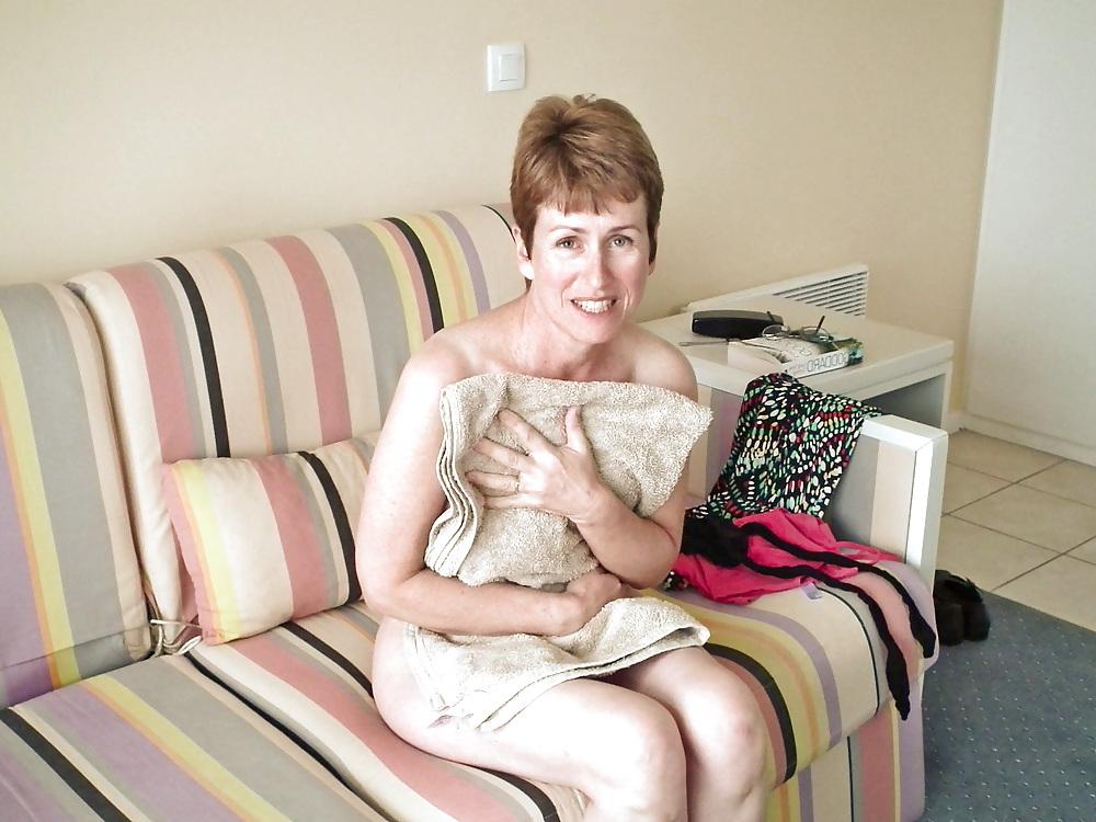 25P Update of Very Shy but Exposed Wife Sandra