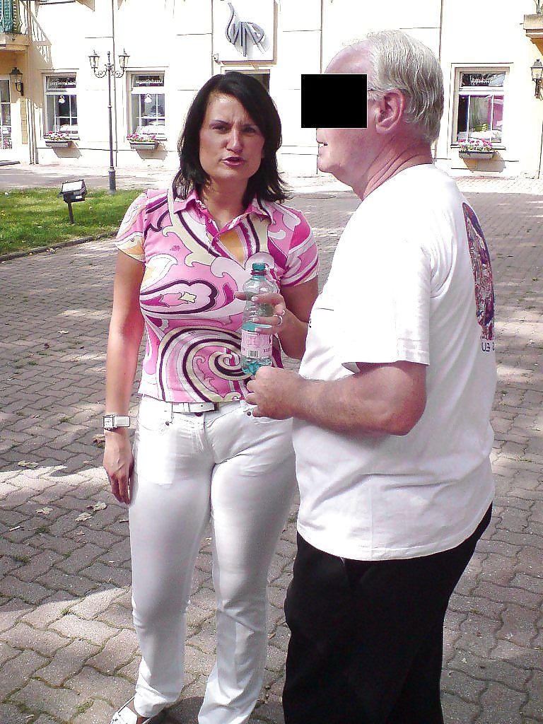 25P Il risucchio della figa - cameltoe