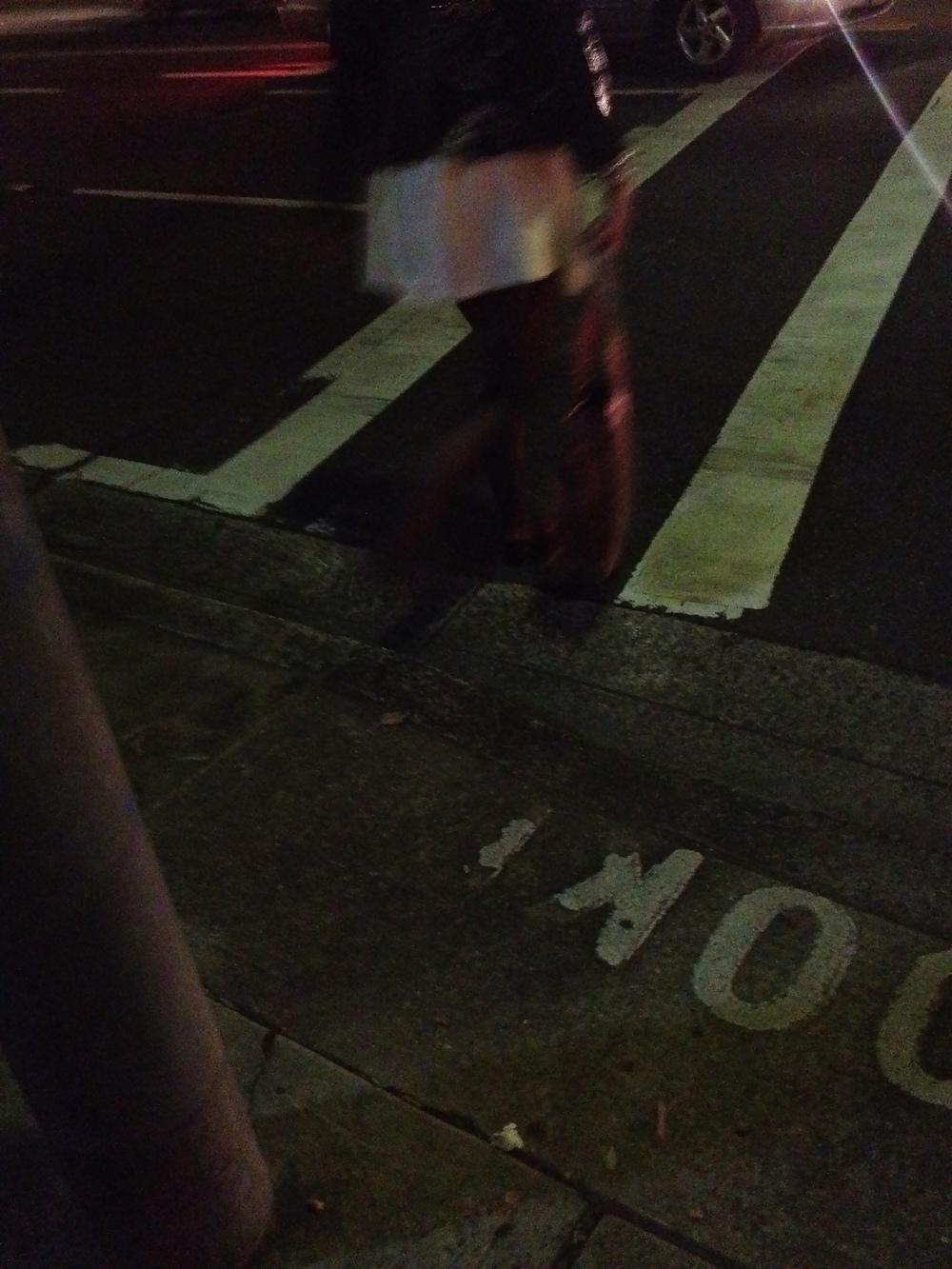 9P Chubby Blonde leg flash