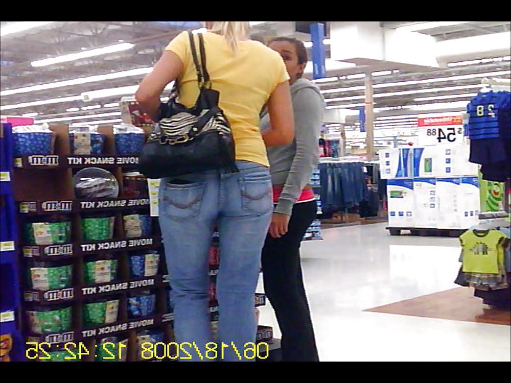 11P Blonde Milf Fuckable Ass