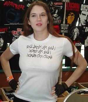 16P White girls with tee or other sign that love black cocks