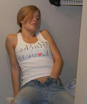 16P White girls with tee or other sign that love black cocks