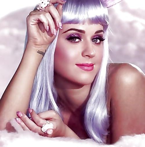 25P Katy Perry enjoying jerking over Katy :)
