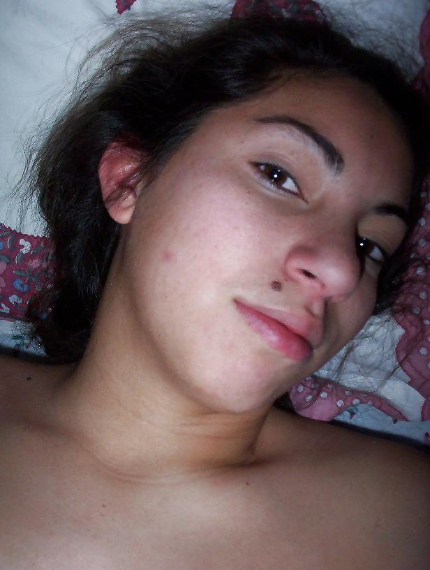 25P Brunette amateur ends up with cum over her face