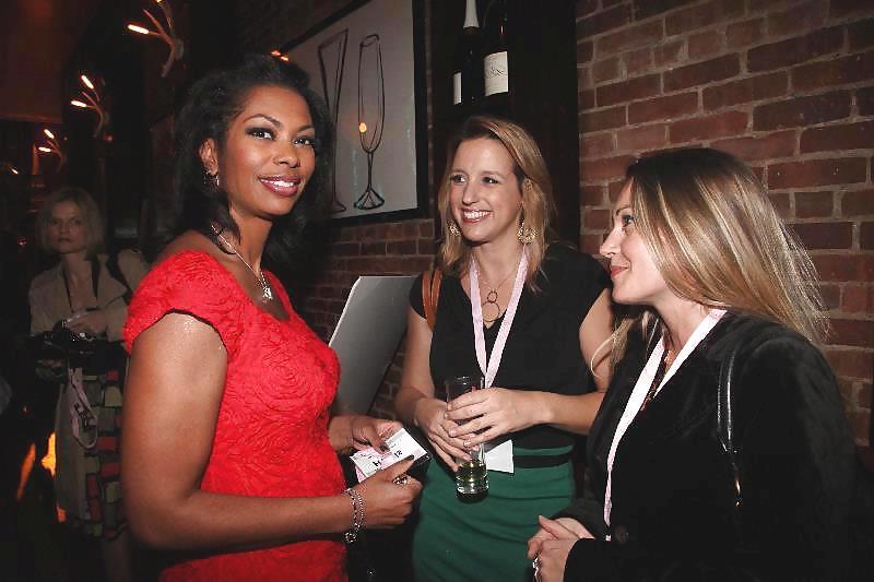 25P Let's Jerk Off Over ... Harris Faulkner (Fox News)