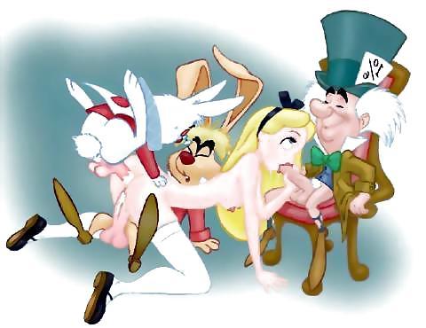 25P Alice: Trouble in Wonderland!