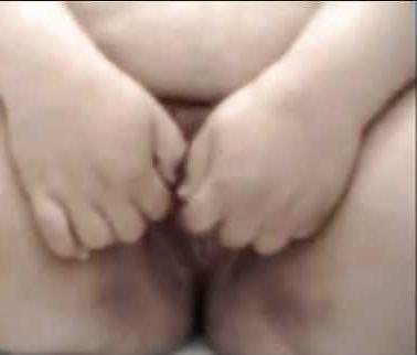 15P Webcam on arab hijab grl! she is paki niqab with jilbab