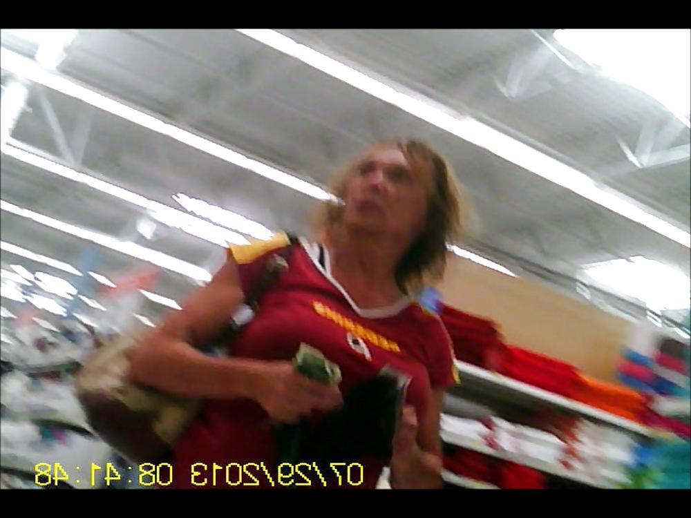 10P Ugly Milf Face And Tits