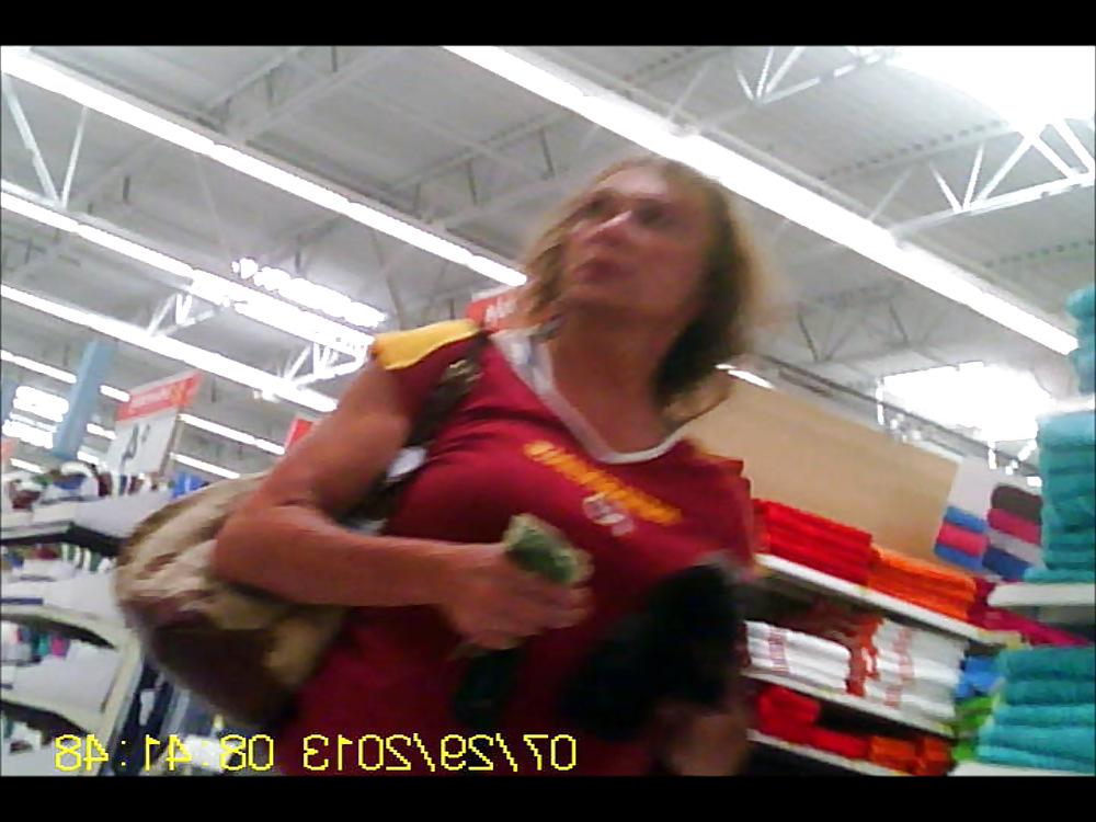10P Ugly Milf Face And Tits