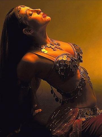 12P Belly dance