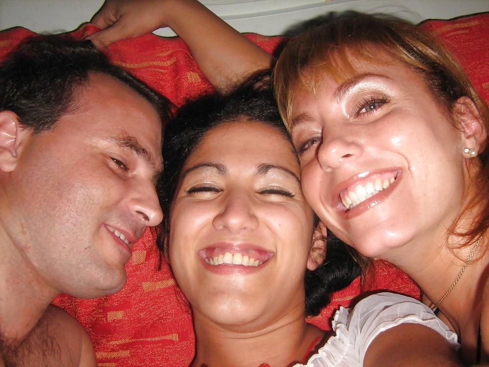 19P Pareja argentina arma trio