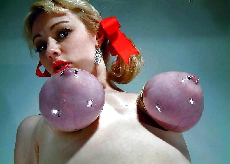 25P Pierced Nipples and Pussy's 5