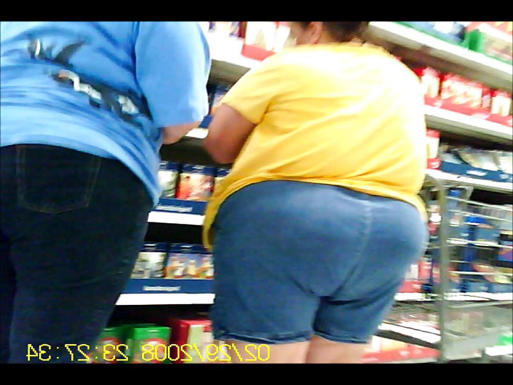 9P Mega Fat Granny Ass