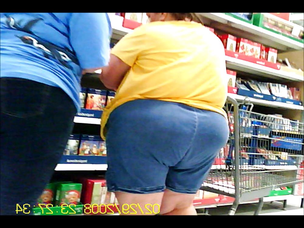9P Mega Fat Granny Ass