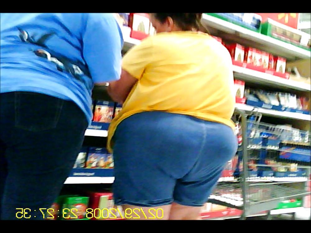 9P Mega Fat Granny Ass