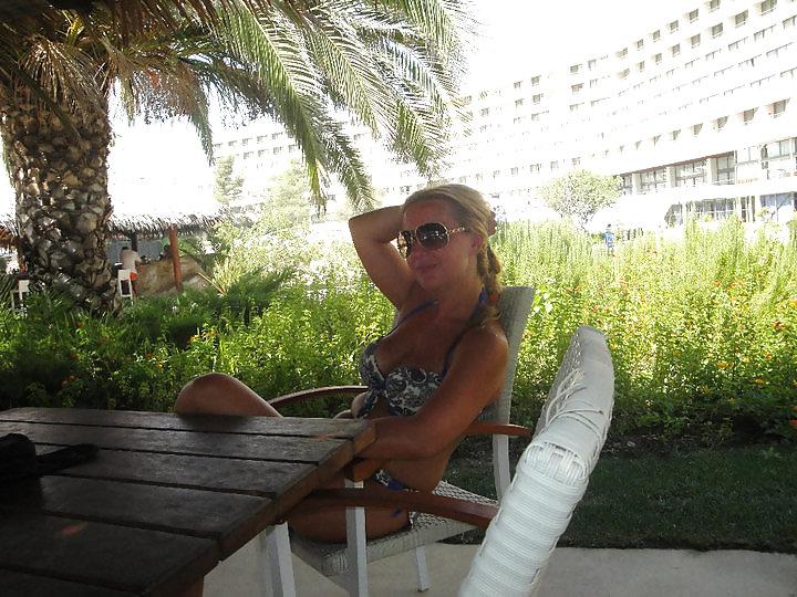 25P My friends mom very hot