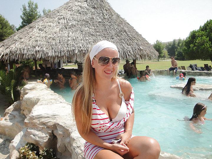 25P My friends mom very hot