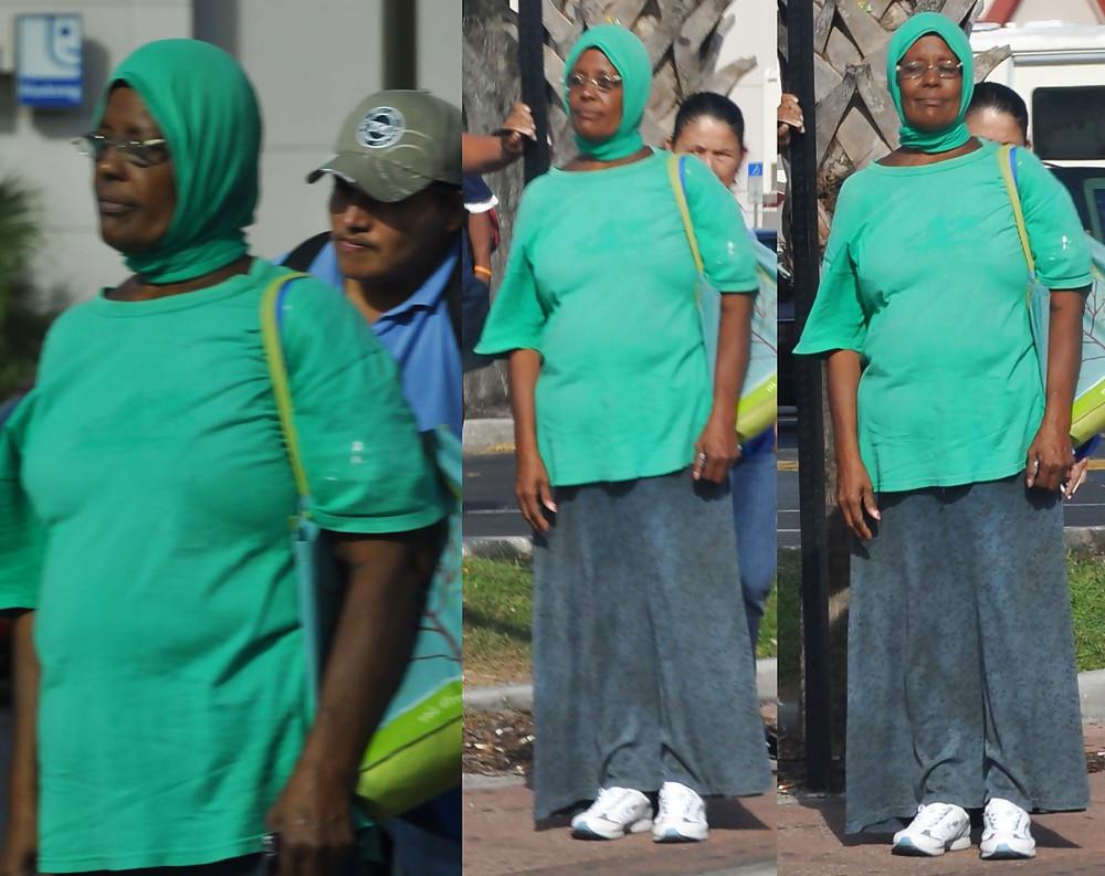 15P Creeper - Granny Ass Collages