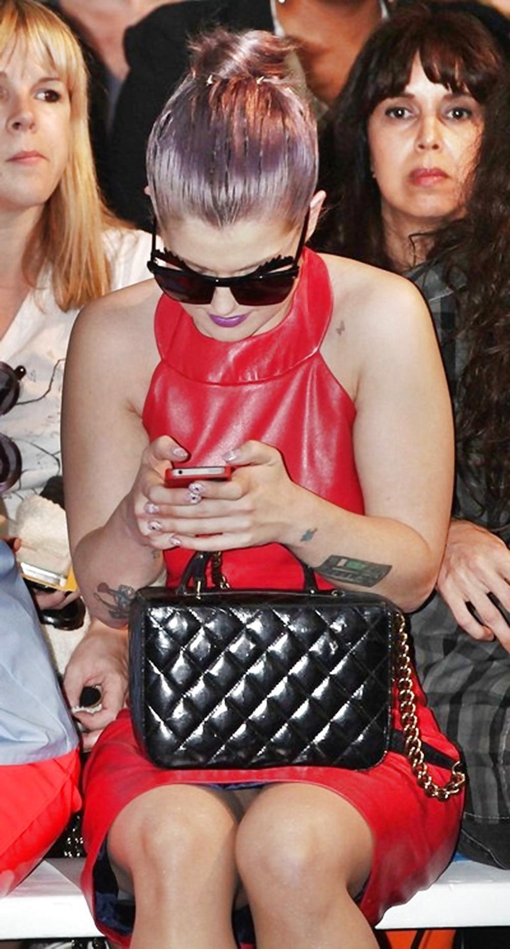 25P Celeb oops and upskirts 7 By twistedworlds