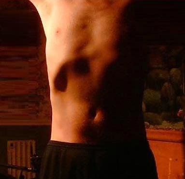 8P A BELLY TO PUNCH