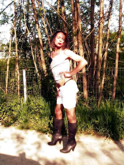 18P Shemale tranny from Italy