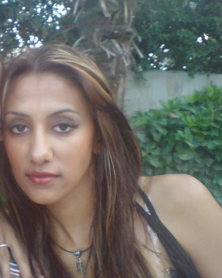 7P Skinny turkish girl-How would you fuck her?
