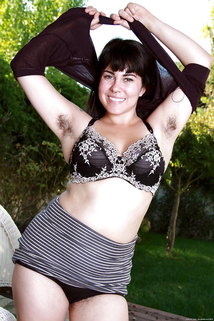 25P Hairy pits 22
