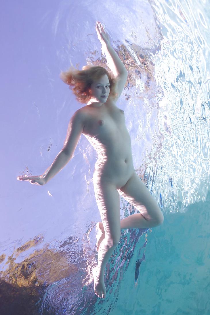 17P Underwater Teens Girls