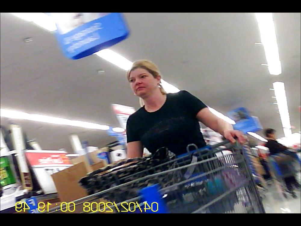 25P Sexy Blonde Milf Great Ass